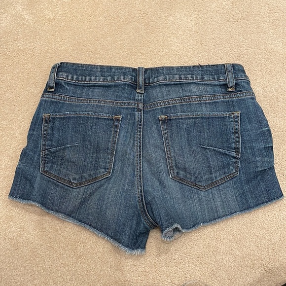 Aritzia talula short size25 - Picture 5 of 7